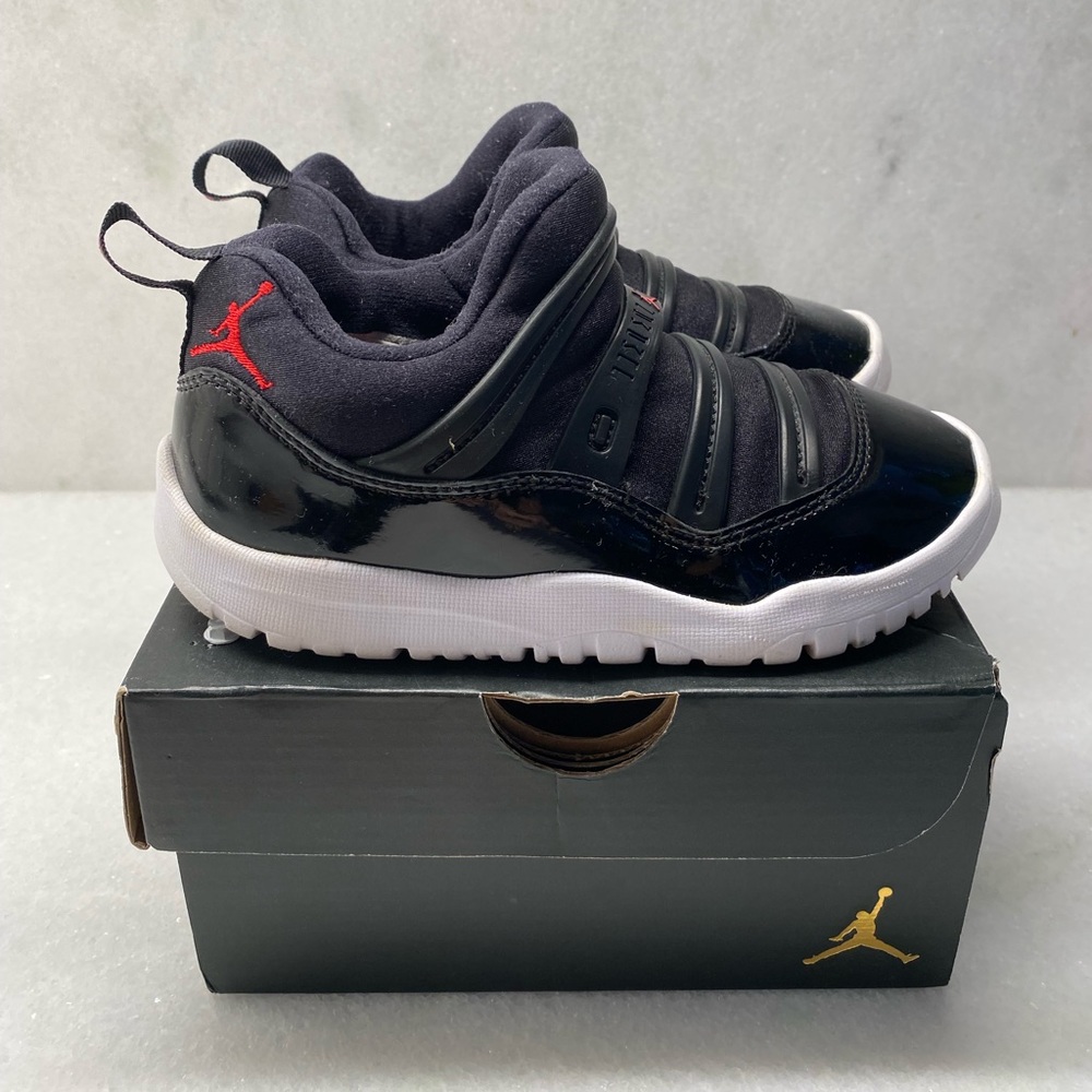 Jordan Flex boys size 11